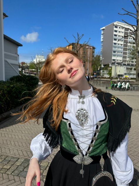 #17mai #norway Norway Girls, Nordic Culture, Face Claims, Norway, Ash, Quick Saves