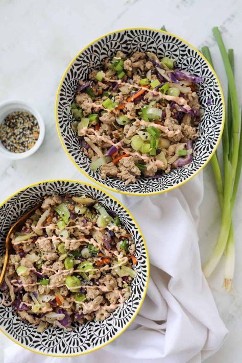 Egg Roll in a Bowl - Whole Lotta Yum Egg Roll Bowl, Whole Lotta Yum, Healthy Chinese Recipes, Cena Keto, Eggroll In A Bowl, Slaw Recipe, Slaw Recipes, Pan Meals, Cheap Dinners