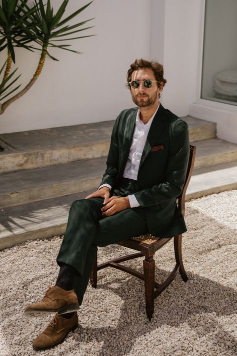 Mafalda Patricio Wore Sparkles for Her Wedding Celebration Amid Vineyards in Lisbon | Vogue Bohemian Wedding Outfit Men, Dark Green Suit, Wedding Guest Outfit Men, Vintage Wedding Suits, Wedding Guest Men, Vogue Weddings, 1920s Inspired Dresses, Cocktail Wedding Attire, Portuguese Wedding