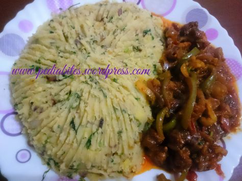 SPICY MASHED MATOKE – PEDIABITES Kenyan Food, Water Drain, Cumin Seeds, Chilli Flakes, Mouth Watering, Onions, Garlic Cloves, Drain, Seeds