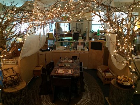 For over the bulletin board? Plug in lights at nap Hygge Classroom, Hygge Nursery, Fairy Dust Teaching, Cosy Reading Corner, Curiosity Approach, Reggio Inspired Classrooms, Eyfs Classroom, Reggio Classroom, Reggio Inspired