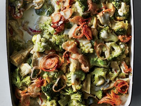 Broccoli-Artichoke Casserole Artichoke Casserole, Thanksgiving Casserole, Thanksgiving Vegetables, Thanksgiving Side Dishes Easy, Cooking Light Recipes, Artichoke Recipes, Healthy Casseroles, Broccoli Casserole, Spring Vegetables