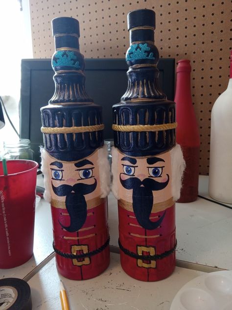 Wine Bottles Ideas, Christmas Bottles, Bottles Diy, Work Decor, Nut Cracker, Church Crafts, Wine Bottle Crafts, Bottle Painting, Bottles And Jars