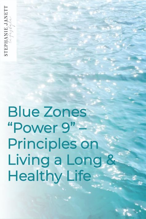 Design your lifestyle by implementing healthy daily practices with the “Power 9” Blue Zone principles. Live longer, healthier and happier lives with 9 elements that influence increased longevity. Want to live to 100? Try these 9 Blue Zone lifestyle tips that are centered around holistic wellness. Wellness tips from Blue Zone regions around the world. #wellness #bluezones #power9 #healthylifestyle #dailypractices #mindbodyspirit #selfcare #longevity Blue Zone Lifestyle, Blue Zones Lifestyle, Longevity Lifestyle, Blue Zone Recipes, Real Estate Vision Board, Veg Diet, Zone Diet Recipes, Teenage Books, Blue Zones Diet