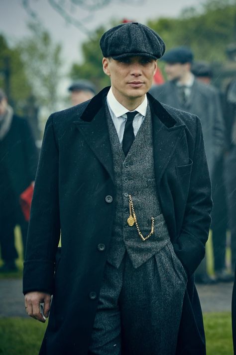 http://insane-for-crane.tumblr.com/page/4 Peaky Blinders Fancy Dress, Peaky Blinders Costume, Peaky Blinders Series, Peaky Blinders Characters, Peaky Blinders Wallpaper, Peaky Blinders Thomas, Peaky Blinders Tommy Shelby, Peaky Blinders Quotes, Cillian Murphy Peaky Blinders