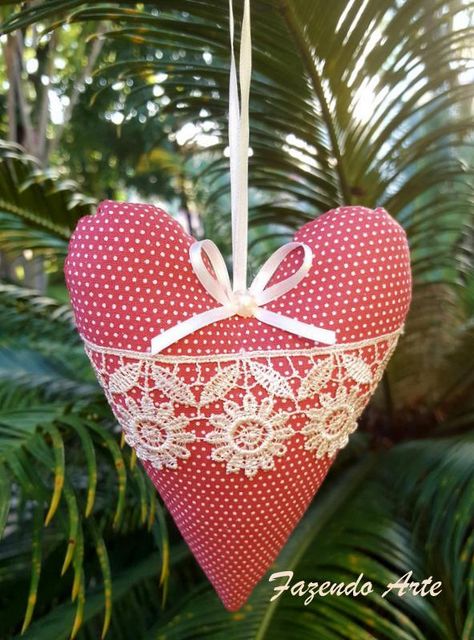 Heart Projects, Fabric Hearts, Heart Day, Lavender Bags, Heart Crafts, Heart Tree, Happy Heart, Valentine Crafts, Patchwork Quilts