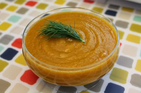 Creamy Carrot Zucchini Soup - No Way That's Healthy! Courgette Soup Recipe, Zucchini Soup Recipes, Carrot Zucchini, Zucchini Soup, Road Trip Snacks, How To Roast Hazelnuts, Kosher Recipes, Carrot Soup, Jet Lag