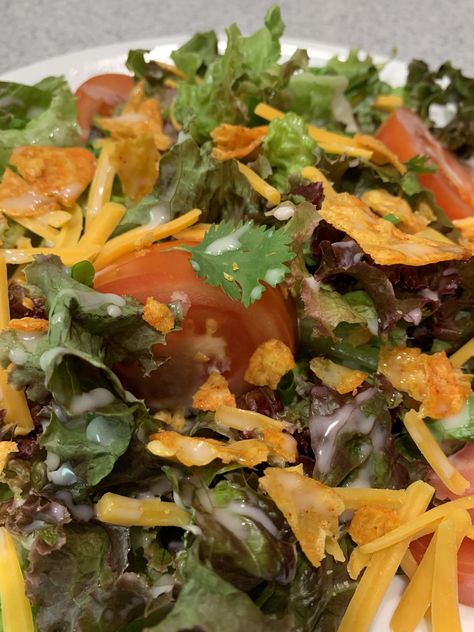 Only Easy: Doritos Salad – Living Hilo Style Dorito Salad, Doritos Salad, Taco Salad Doritos, Hawaii Dress, Fuji Apple, Apple Cake, So Yummy, Cake Ingredients, Seaweed Salad