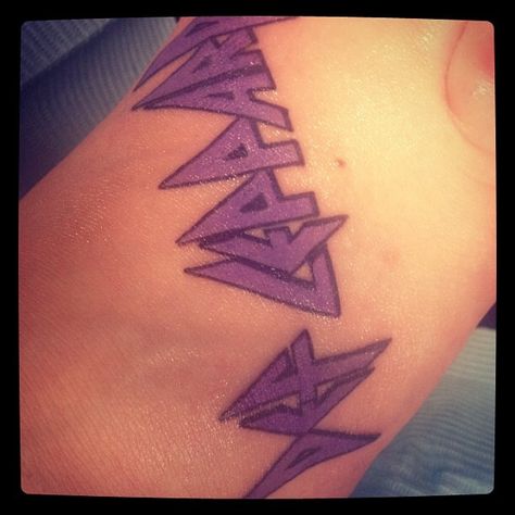 Def leppard tattoo Def Leppard Tattoo, Def Leppard Band, Stuff And Thangs, Def Leppard, Deathly Hallows Tattoo, Triangle Tattoo, Cool Tattoos, Body Art, Piercings