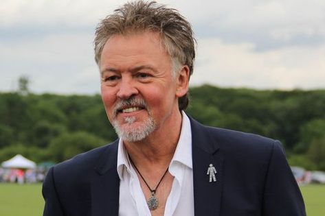 Luton Town Fc, Paul Young, Vocal Coach, Music Business, Him Band, Keep Fit, Music Genres, My Favorite Music, The 80s