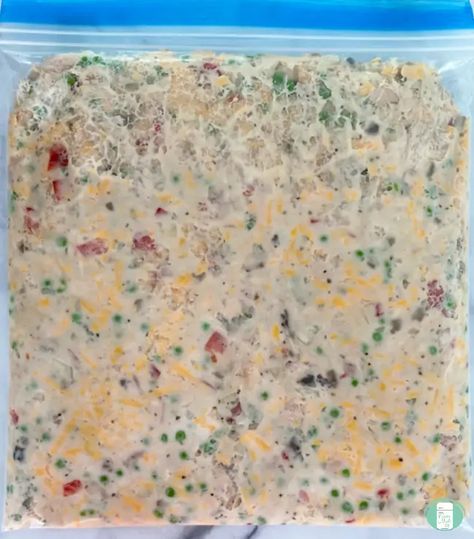 Easy Tuna Casserole Freezer Meal - Freezer Meals 101 Easy Tuna Casserole, Best Tuna Casserole, Tuna Casserole Easy, Tuna Casserole Recipes, Freezable Meals, Freezer Meal Planning, Tuna Noodle Casserole, Crock Pot Freezer, Tuna Casserole