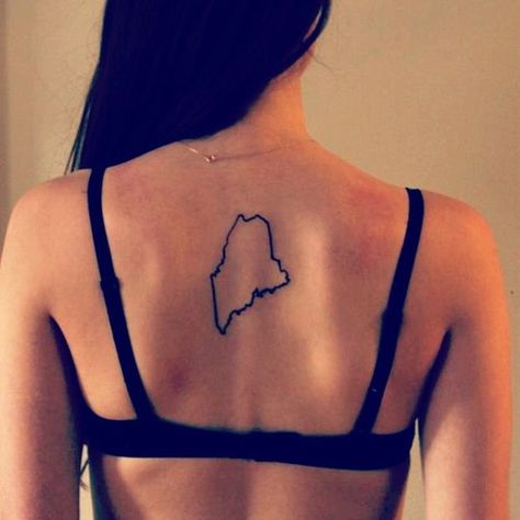 ...i'm in love Maine Tattoo Ideas, Maine Tattoo, State Tattoos, Shoulder Tats, Maine State, State Of Maine, Friendship Tattoos, Small Tattoo, First Tattoo