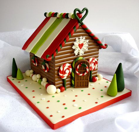 Chocolate Christmas Gingerbread House by Star Bakery UK Christmas House Cake, Gingerbread Creations, Candy Trees, Chocolate House, Make A Gingerbread House, Gingerbread House Designs, All Things Gingerbread, Cake Wrecks, House Cake