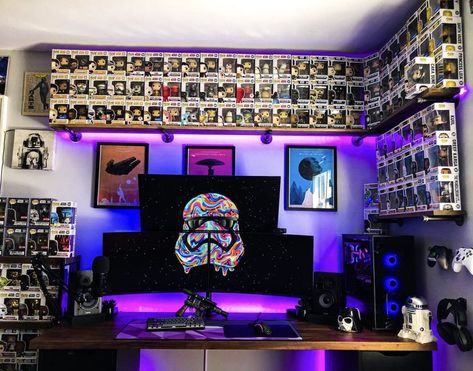 Game Room Desk, Funko Display Ideas, Funko Pop Display Ideas, Funko Pop Shelves, Games Room Inspiration, Desk Idea, Funko Pop Display, Nerd Room, Best Gaming Setup