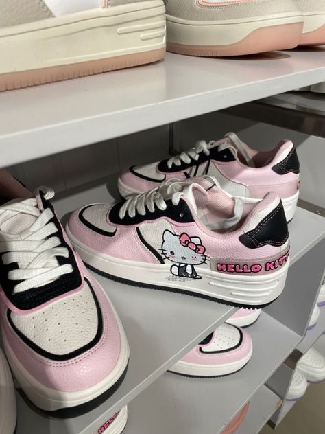 Sanrio Clothes, Hello Kitty Shoes, Kitty Clothes, Gossip Girls, Hello Kitty Clothes, Dr Shoes, Hello Kitty Aesthetic, Pretty Shoes Sneakers, Kawaii Shoes