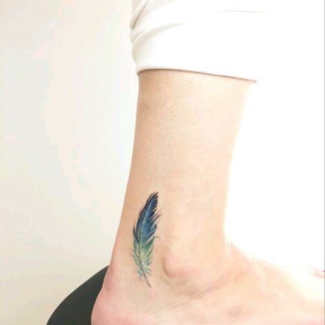 Feather Tattoo For Men, Feather Tattoo Ankle, Namaste Tattoo, Feather Tattoo Arm, Small Feather Tattoo, Tattoos 2022, Feather Tattoo Meaning, Feather Tattoo Design, Watercolor Feather