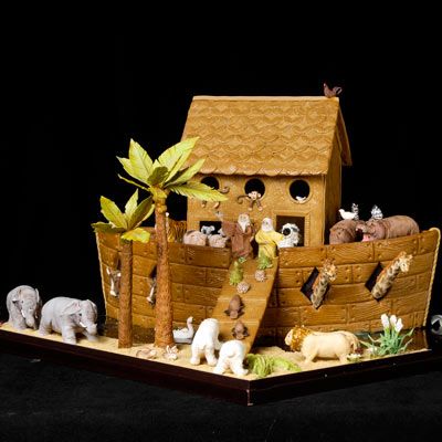 Noah's Ark Gingerbread Gingerbread House Competition, Gingerbread Art, Cool Gingerbread Houses, Gingerbread Ideas, Gingerbread House Designs, Grove Park Inn, All Things Gingerbread, Candy Ideas, Rolling Fondant