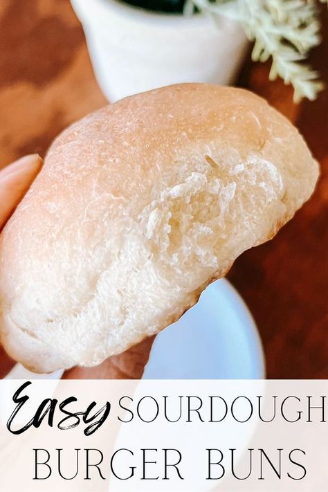 Sour Dough Buns Easy, Easy Sourdough Hamburger Buns, Easy Sourdough Burger Buns, Sourdough Starter Hamburger Buns, Sourdough Discard Hamburger Buns Easy, Quick Sourdough Buns, Sourdough Hamburger Buns Quick, Sourdough Burger Buns Recipe, Sourdough Buns Recipes