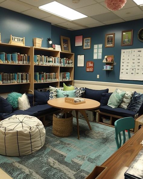 Cozy Classroom Ideas Middle School, Classroom Ideas Middle School, Cozy Classroom Ideas, Cozy Classroom, Classroom Aesthetic, Bedroom Canvas Art, Bedroom Decor Ideas For Women, Wall Dividers, Bedroom Ideas For Small Rooms