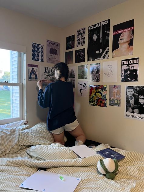 dorm decor posters college big thief adrianne lenker the smiths dorm room Poster Arrangement Ideas, Poster Arrangement, Dorm Inspo, Decor Posters, Dorm Posters, Arrangement Ideas, Tv Girls, Dorm Decor, Room Inspiration Bedroom