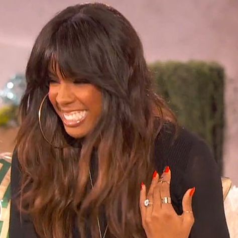 Kelly Rowland Hair, Amazing Engagement Rings, He Popped The Question, Perfect Bangs, Porsha Williams, My New Haircut, Popped The Question, Child Star, Aaron Paul