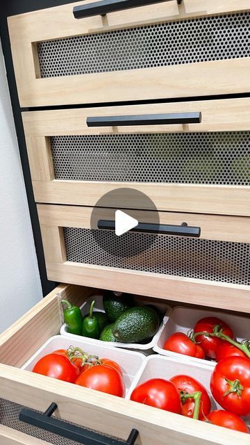 Stephanie Daniel | DIY & Home Decor on Instagram: "It’s been over a year since I gave my pantry a makeover and these produce drawers are still my favorite part of the pantry.  These drawers were a pain to build but sooo worth it.  Because so many of you asked I put together a detailed blog post, a detailed video as well as a step by step guide for the pantry build that you can purchase on my blog.  If you want the links just comment Pantry below or the link is in my bio." Vegetable Storage Drawer, Pantry Drawer Ideas, Casita Decor, Pantry Build, Produce Drawer, Vegetable Storage Bin, Diy Pantry Shelves, Boulder House, Vegetable Drawer