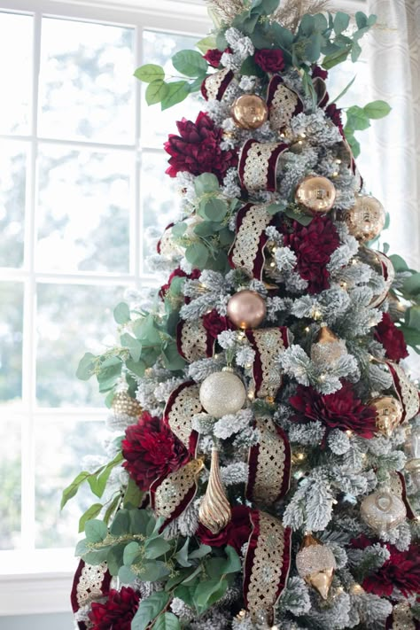 Atlanta blogger bluegraygal decorating Christmas Trees. Burgundy Christmas, Red And Gold Christmas Tree, Chirstmas Decor, Pretty Christmas Trees, Silver Christmas Decorations, Elegant Christmas Trees, Gold Christmas Decorations, Red Christmas Tree, Christmas Tree Inspiration