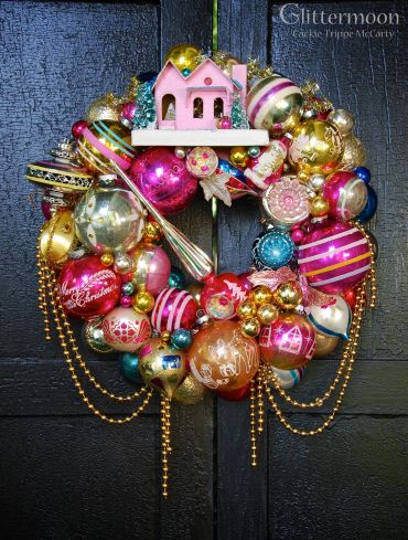 A Show this Saturday and Wreath Availability! – Glittermoon Vintage Christmas Fete Saint Patrick, Retro Christmas Decorations, Kitsch Christmas, Christmas Ornament Wreath, Chic Christmas, Noel Christmas, Vintage Christmas Decorations, Vintage Christmas Ornaments, Christmas Love