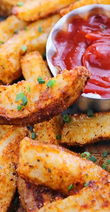 Crispy Parmesan Potato Wedges, Garlic Parmesan Wedges, Deep Fried Potato Wedges Recipes, Rosemary Potato Wedges, Crispy Potato Wedges Fried, Parmesan Crusted Potatoes Wedges, Ovenless Recipes, Parmesan Potatoes Wedges, Garlic Parm Potato Wedges