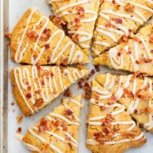 Maple Bacon Scones - i am baker Maple Bacon Scones, Bacon Scones, How To Make Scones, Danish Recipe, Homemade Scones, I Am Baker, Dinner Rolls Recipe, Maple Bacon, Cherry Pie Filling