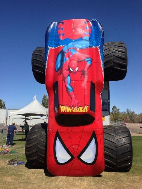 Yes, this is a Cheetah. A replica, then modified fiberglass Cheetah body... monster truck... Spiderman Monster Truck Themed Bedroom, Modern Monsters, Tractor Pulls, Spidey Sense, Monster Truck Cars, Big Monster Trucks, Truck And Tractor Pull, Monster Truck Cake, Spiderman Gifts