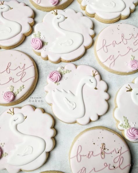 Swan Cookies Decorated, Swan Theme Baby Shower Ideas, Swan Baby Shower Theme, Swan Baby Shower Ideas, Swan Cookies, Swan Birthday, Swan Baby Shower, Baby Shower Sweets, Princess Cookies