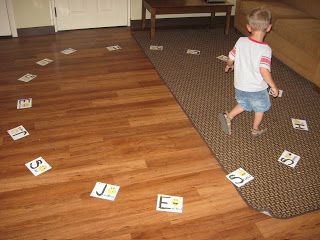 Musical Feelings Game (like musical chairs) act out the feeling you land on, others try to guess Feelings Games, Sel Activities, Feelings Activities, Musical Chairs, Social Emotional Activities, Therapy Games, Social Emotional Development, School Social Work, Drama Ideas