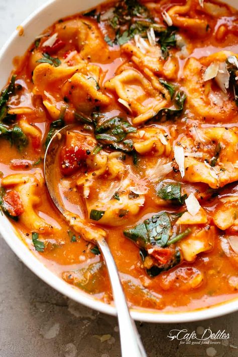 Chicken Tortalini Soup, Tortellini Soup With Spinach, Best Spinach Recipes, Dinner Soups, Creamy Tomato Tortellini Soup, Creamy Tomato Tortellini, Soup With Spinach, Tomato Tortellini, Creamy Tortellini