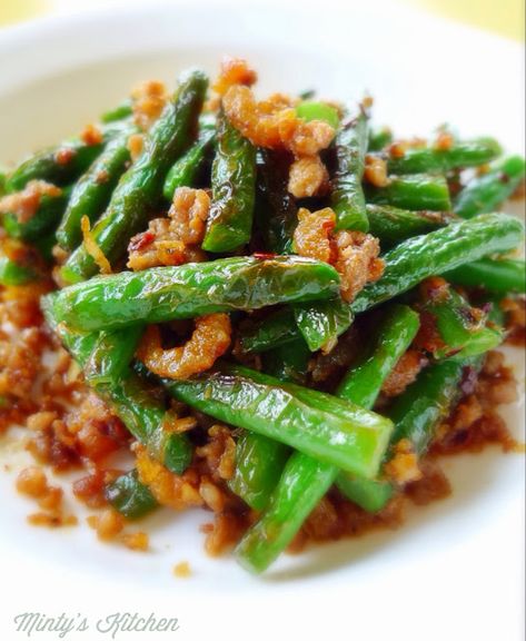 Pork mince, green beans and XO sauce Xo Sauce, Green Bean Dishes, Spicy Curry, Minced Pork, Fried Green Beans, Healthy Dinner Ideas, Asian Vegetables, Shrimp Dinner, Thanksgiving Dinner Menu