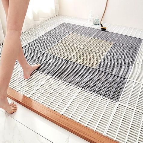 Listing Date:03/27/2023 Bilik Air, Bathtub Mats, Rectangular Bathroom, Bathroom Size, Bathroom Safety, Bathtub Accessories, Shower Mat, Shower Stall, Bathroom Mats