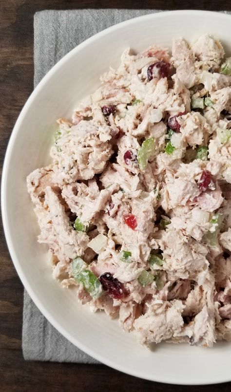 Easy Chicken Salad with dried cranberries, Thanksgiving Leftover Ideas - Sub Chicken for leftover TURKEY! Thanksgiving Leftover Ideas, Salad With Dried Cranberries, Dried Cranberries Recipes, Wraps Chicken, Mayonnaise Dressing, Leftover Ideas, Thanksgiving Leftover, Pastas Recipes, Easy Chicken Salad