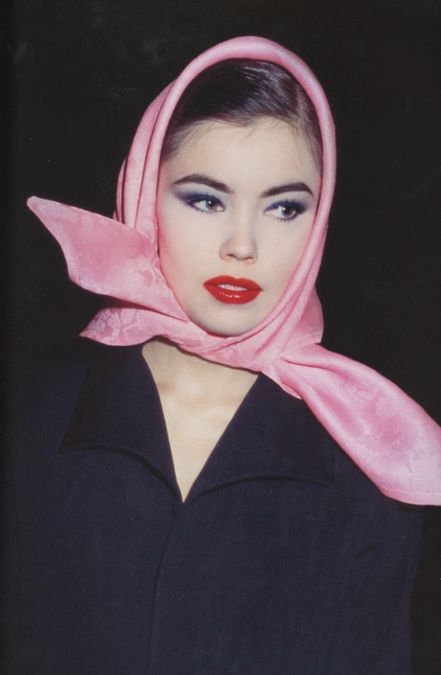 ♥Tatiana Roxanne Lowit, Scarf Photography, Mark D Sikes, Ysl Saint Laurent, Celebrity Photographers, Retro Girls, Girl Attitude, Scarf Tying, Stylish Girl