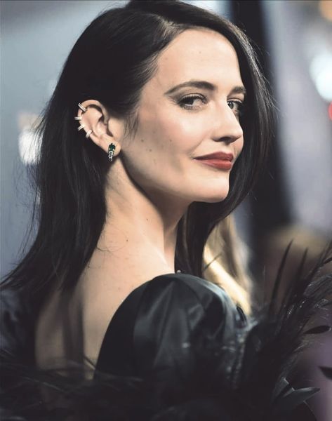 Gfx Resources, Walburga Black, Slytherin Aesthetic, Character Aesthetics, Personal Aesthetic, Eva Green, Natural Blondes, 인물 드로잉, French Actress