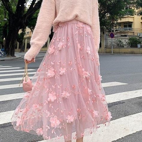 Flower Midi Skirt, Flower Midi Dress, Long Skirt Outfits, Parcel Delivery, Party Rock, Rock Outfit, Flower Skirt, Stylish Dress Designs, Pink Skirt