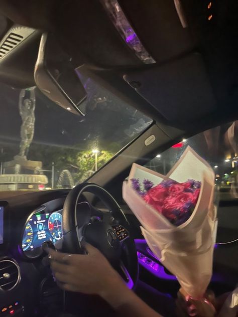 Night Ride With Boyfriend, Fake Boyfriend Snapchat Pictures, Fountain Wedding Cakes, Couple In Car, Dream Cars Range Rovers, Night Rides Snapchat, Random Story, Changmin The Boyz, Night Ride