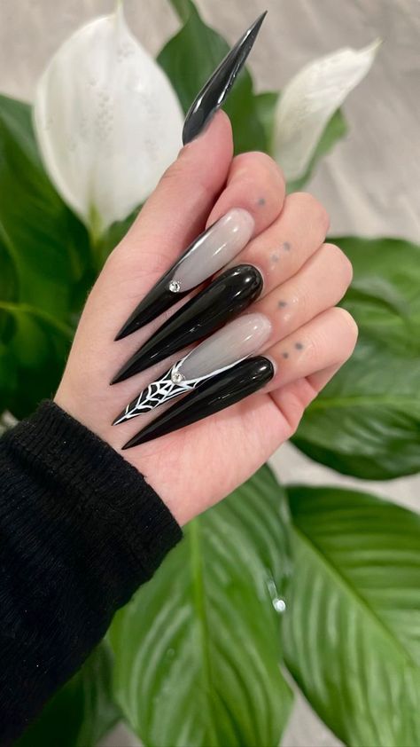 nails Spiderweb Stilleto Nails, Gothic Baddie Nails, Xxxl Stiletto Nails, Baddie Nails Stiletto, Long Goth Nails, Black Stilleto Nails Designs, Black Spiderweb Nails, Long Stiletto Nails Design, Long Black Stiletto Nails