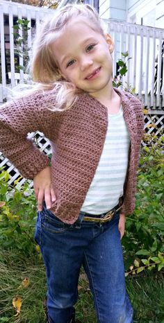 This cardigan is a bomber style, meaning that it is shorter than average and it runs a bit on the small side. Find all sizes listed in the pattern! Crochet Baby Cardigan Free Pattern, Toddler Cardigan, Crochet Sweater Free, Crochet Baby Sweaters, Crochet Cardigan Pattern Free, Kids Cardigans, Crochet Kids, Crochet Sweater Pattern Free, Crochet Baby Cardigan