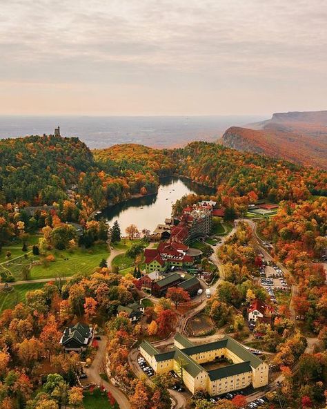 ianpoley on Instagram: "Mohonk Mountain House and a fiery Mohonk Preserve 🍁🍂" Mohonk Preserve, Mohonk Mountain House, Pretty Scenery, Mountain House, New York State, Underworld, Travel Usa, Favorite Places, New York