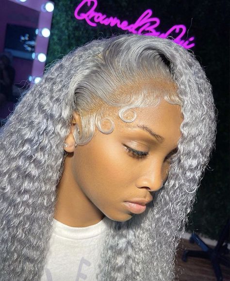 Wet And Wavy Colored Wigs, Cool Finger Tattoos, Diy Hair Wig, Wet And Wavy Hair, Silver Wigs, Creative Hair Color, Birthday Hairstyles, Hair Body Wave, Colored Wigs