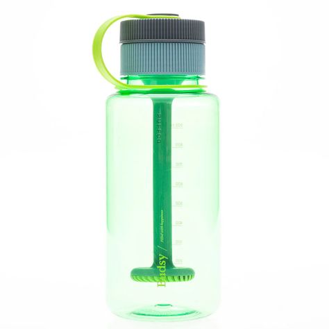 Puffco - Budsy Water Bottle Bong - Aqua Lab Technologies Cute Bong, Bottle Bong, Dirty Bong Water Drink, Water Bottle Bong, Blue Water Bottle Aesthetic, Cute Bong Accessories, Bong Shop, Disc Style, Water Bottle Design