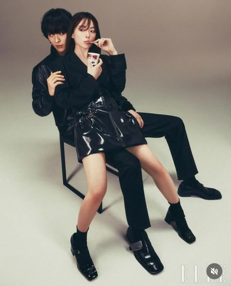 Chun Woo Hee, Jang Kiyong, Korean Photoshoot, Korean Couple Photoshoot, Couple Poses Reference, 사진 촬영 포즈, Korean Couple, Cool Poses, Couple Photoshoot