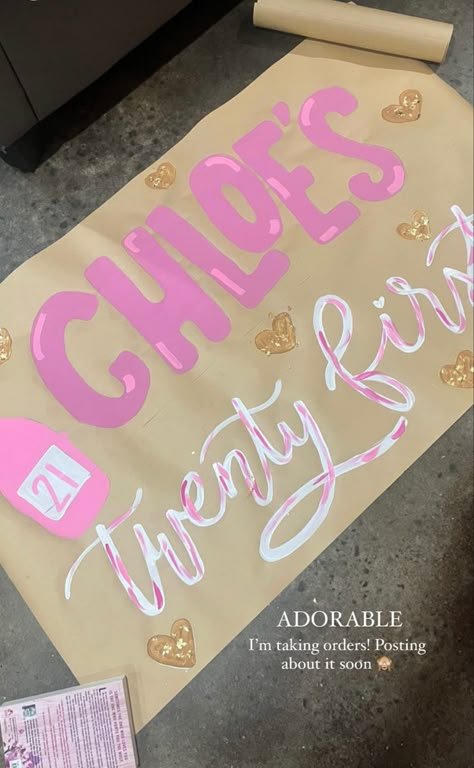 Grad Party Brown Paper Sign, Diy Bday Party Decorations, 21st Birthday Banner Diy, Grad Party Banner Painted, Painted Graduation Banner, Grad Banner Ideas, Brown Paper Birthday Banner, Graduation Banner Ideas, 21st Nashville