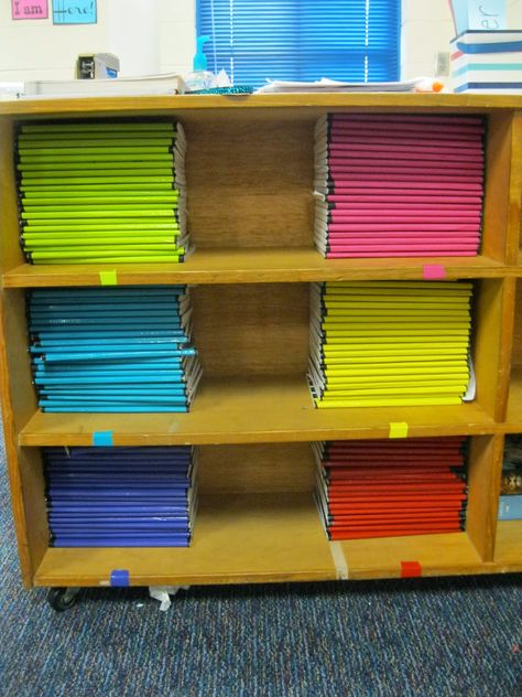 Classroom Notebook Organization, Notebook Organization Storage, Student Notebook Organization, Notebook Storage Classroom, Middle School Classroom Themes, Notebook Storage, Interactive Journal, Interactive Student Notebooks, Science Classroom Decorations