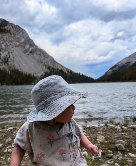 hiking with my baby  #cute #outdoors #mountains #beach #lake #outdoors #hiking #camping #baby Hiking With Baby, Camping With Baby, Baby Hiking, Camping Baby, Camping With A Baby, Hiking Outfits, 2025 Vision, Insta Stories, Dream Board